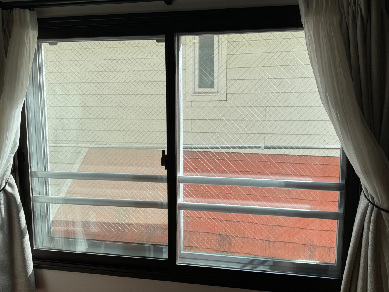 網入りガラスにNANO80S施工の施工写真