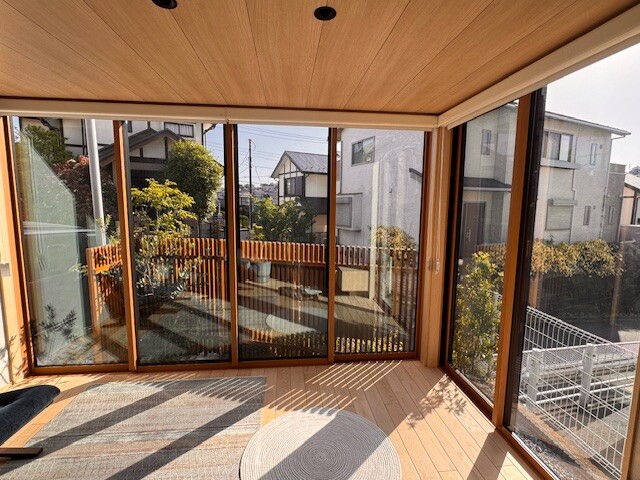 UVカット・飛散防止フィルム施工