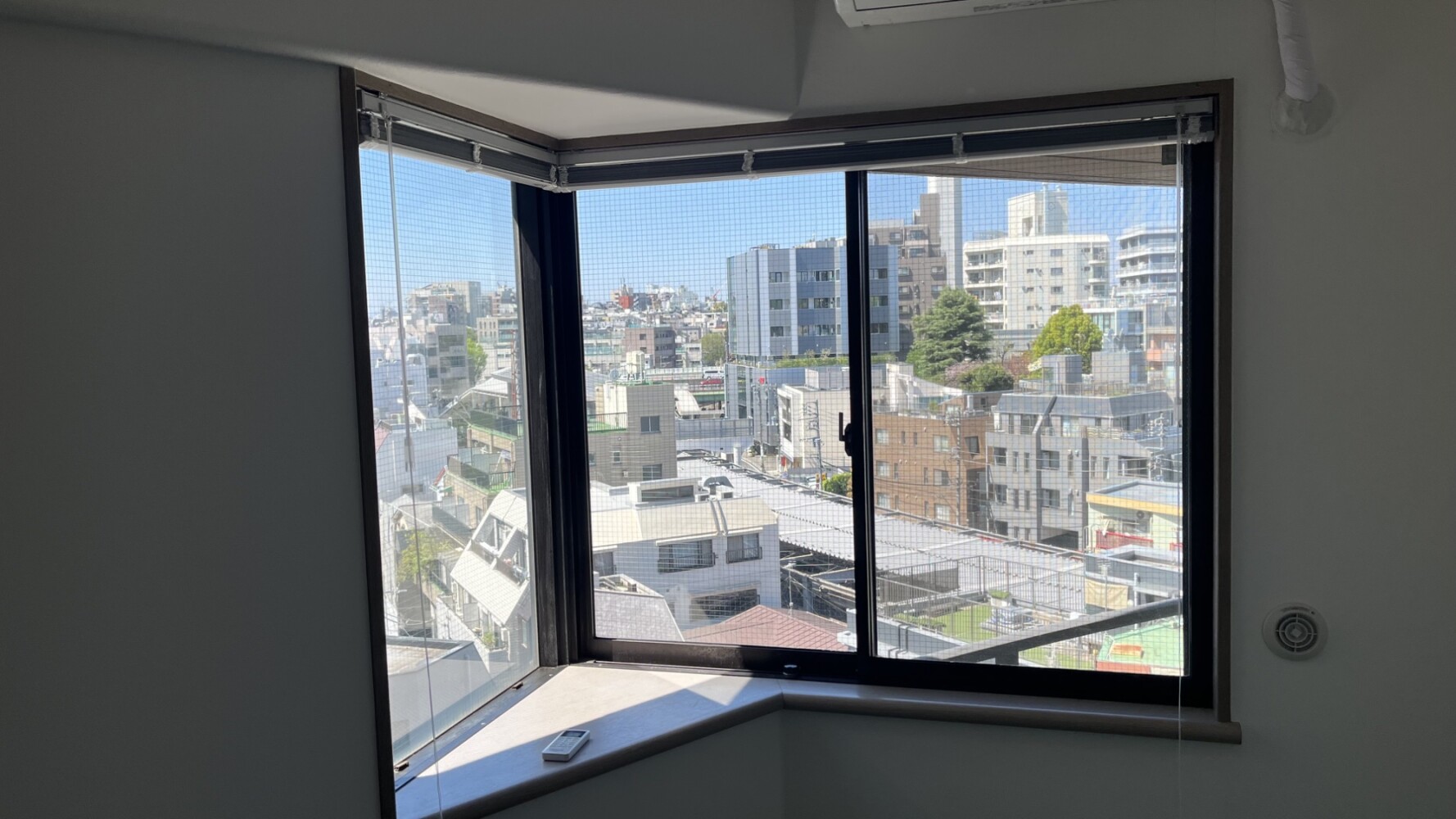 網入りガラスにNANO80S施工の施工写真