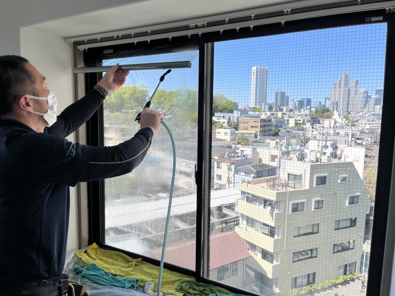 網入りガラスにNANO80S施工