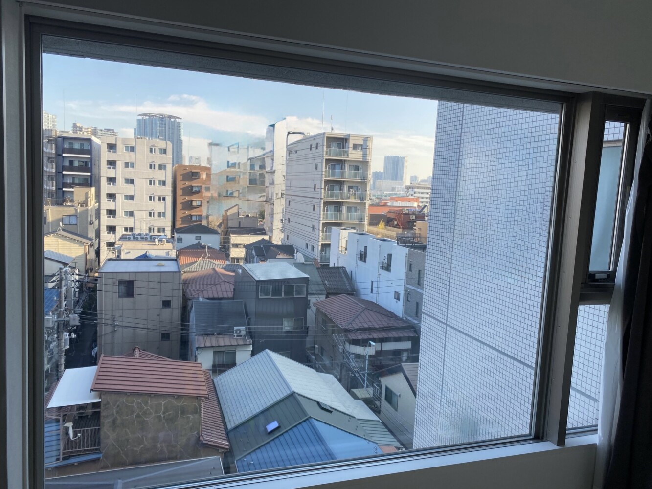 東京都中央区・マンション／劣化による飛散防止・UVカットフィルム（SH4CLAR）貼り替え施工