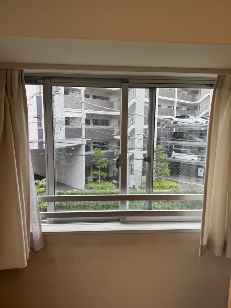 紫外線対策と安全性能向上のために施工（飛散防止・UVカットフィルム 3M SH2CLAR）の施工写真